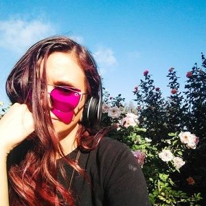 Meet your Posher, Sami